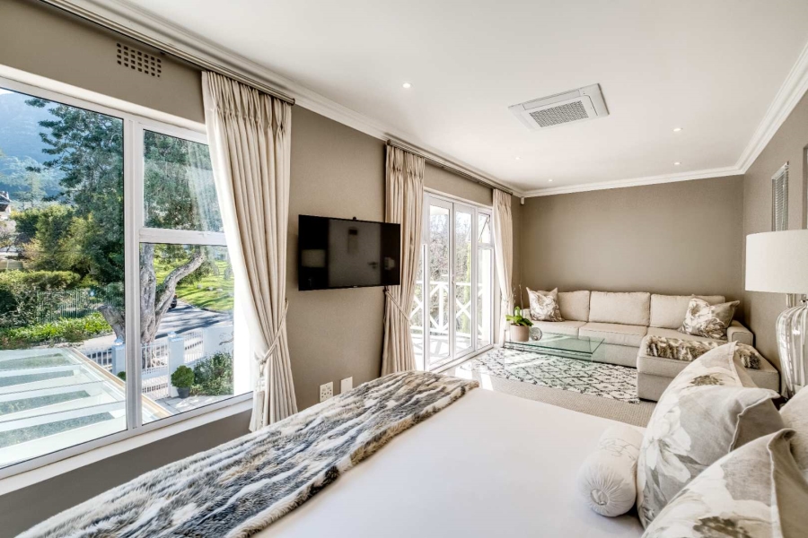 6 Bedroom Property for Sale in Newlands Western Cape